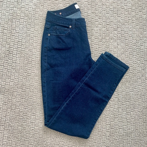 cabi Dark Curvy Skinny Jeans #3041, 6, EUC - Picture 1 of 8